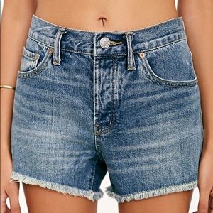 Urban Outfitters BDG Mid Rise Breezy Jean Shorts